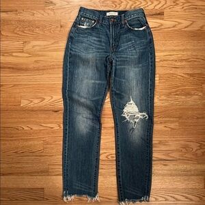 Madewell Distressed Jeans. The Perfect Summer Jean. Size 26.